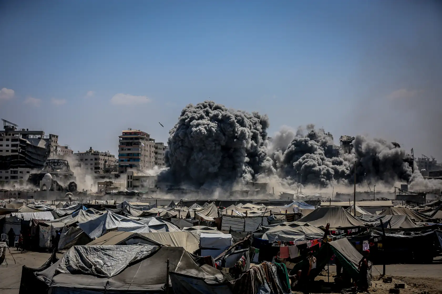 Gazze'deki 'Harmony Kulesi' bombalandı
