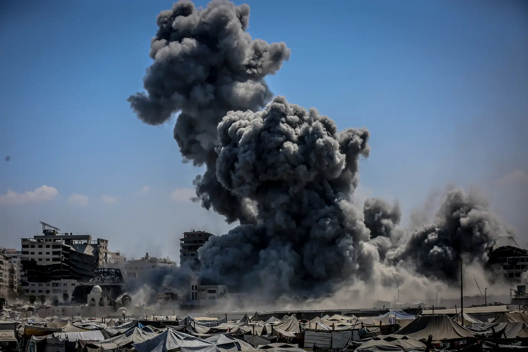 Gazze'deki 'Harmony Kulesi' bombalandı