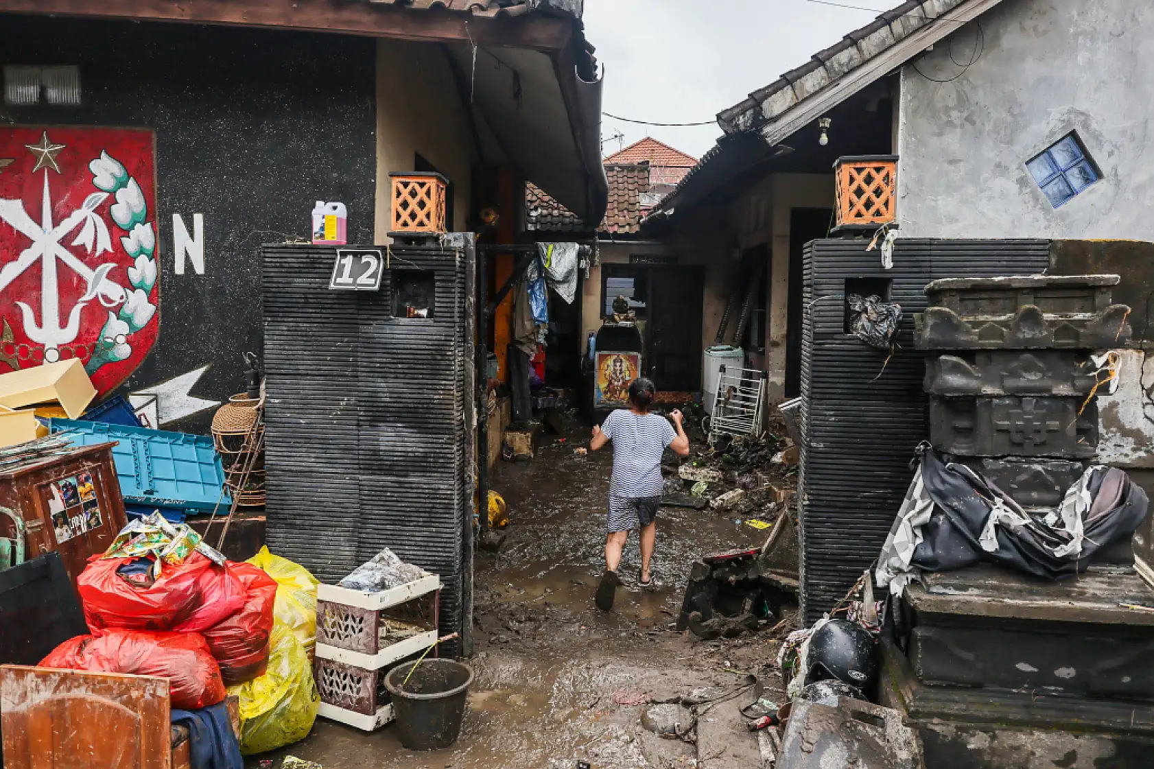 Şiddetli yağışlar sele yol açtı: 6 kişi hayatını kaybetti