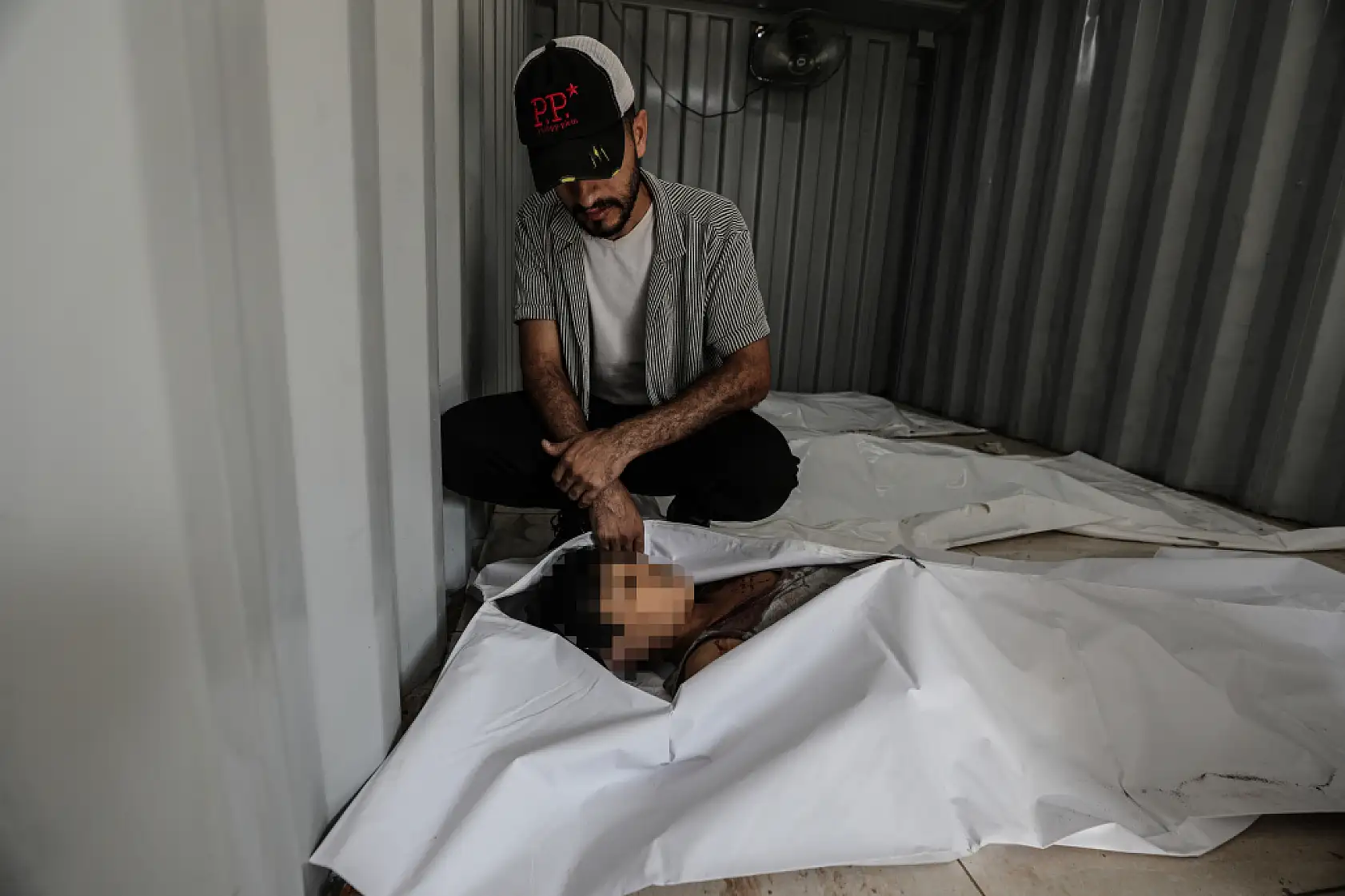 İsrail Gazze'de yardım bekleyen sivilleri hedef aldı: Çok sayıda ölü ve yaralı var