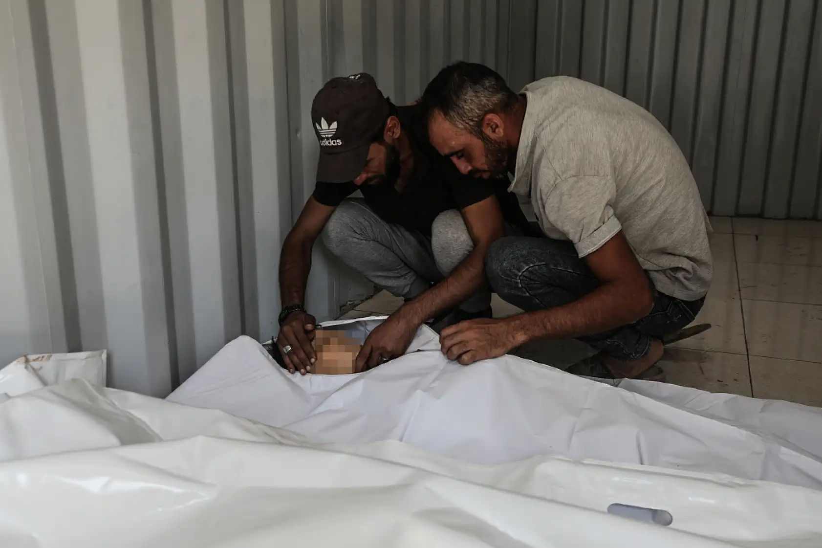 İsrail Gazze'de yardım bekleyen sivilleri hedef aldı: Çok sayıda ölü ve yaralı var