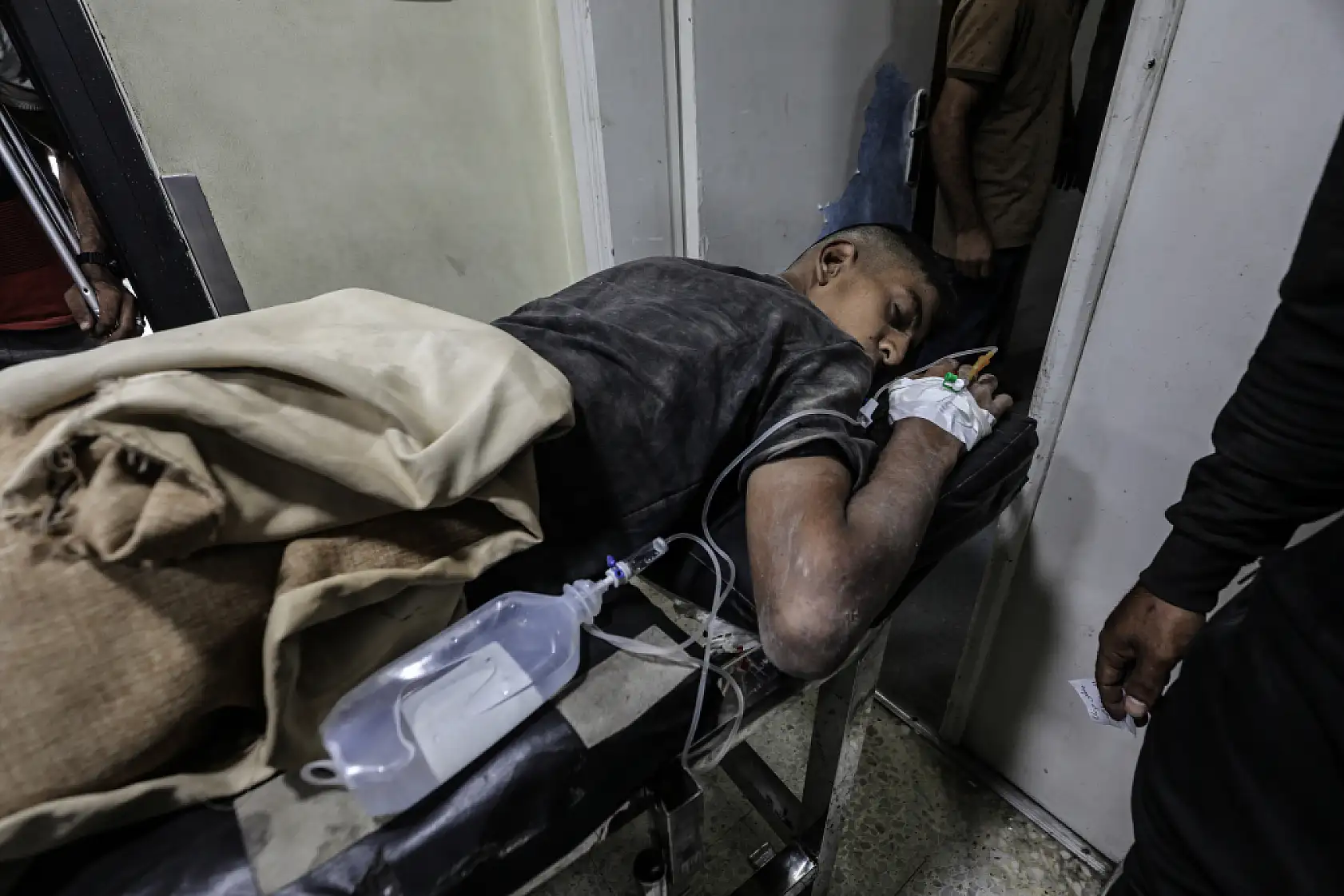 İsrail Gazze'de yardım bekleyen sivilleri hedef aldı: Çok sayıda ölü ve yaralı var