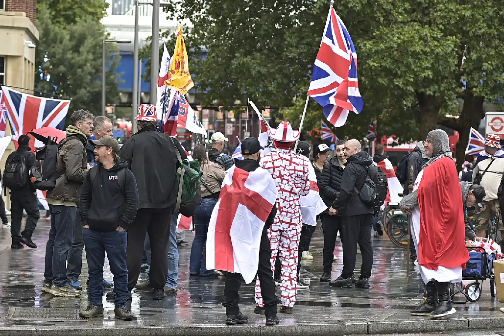 Irkçılığa karşı geniş katılımlı protesto