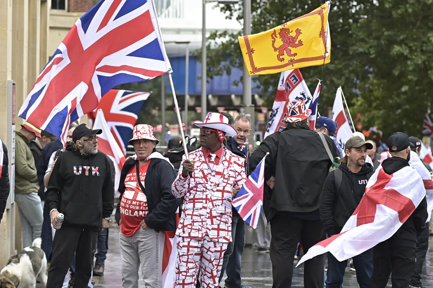 Irkçılığa karşı geniş katılımlı protesto
