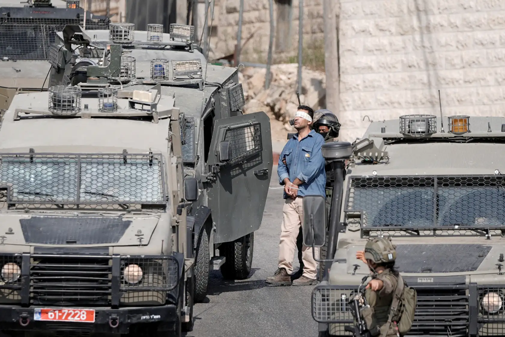 Soykırımcı İsrail ordusundan Ramallah'a baskın: Bir Filistinli gözaltına alındı