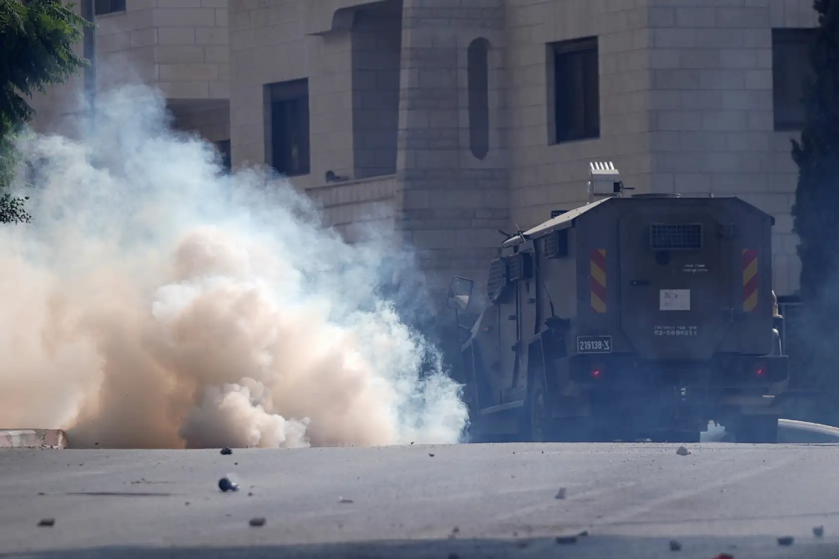 Soykırımcı İsrail ordusundan Ramallah'a baskın: Bir Filistinli gözaltına alındı