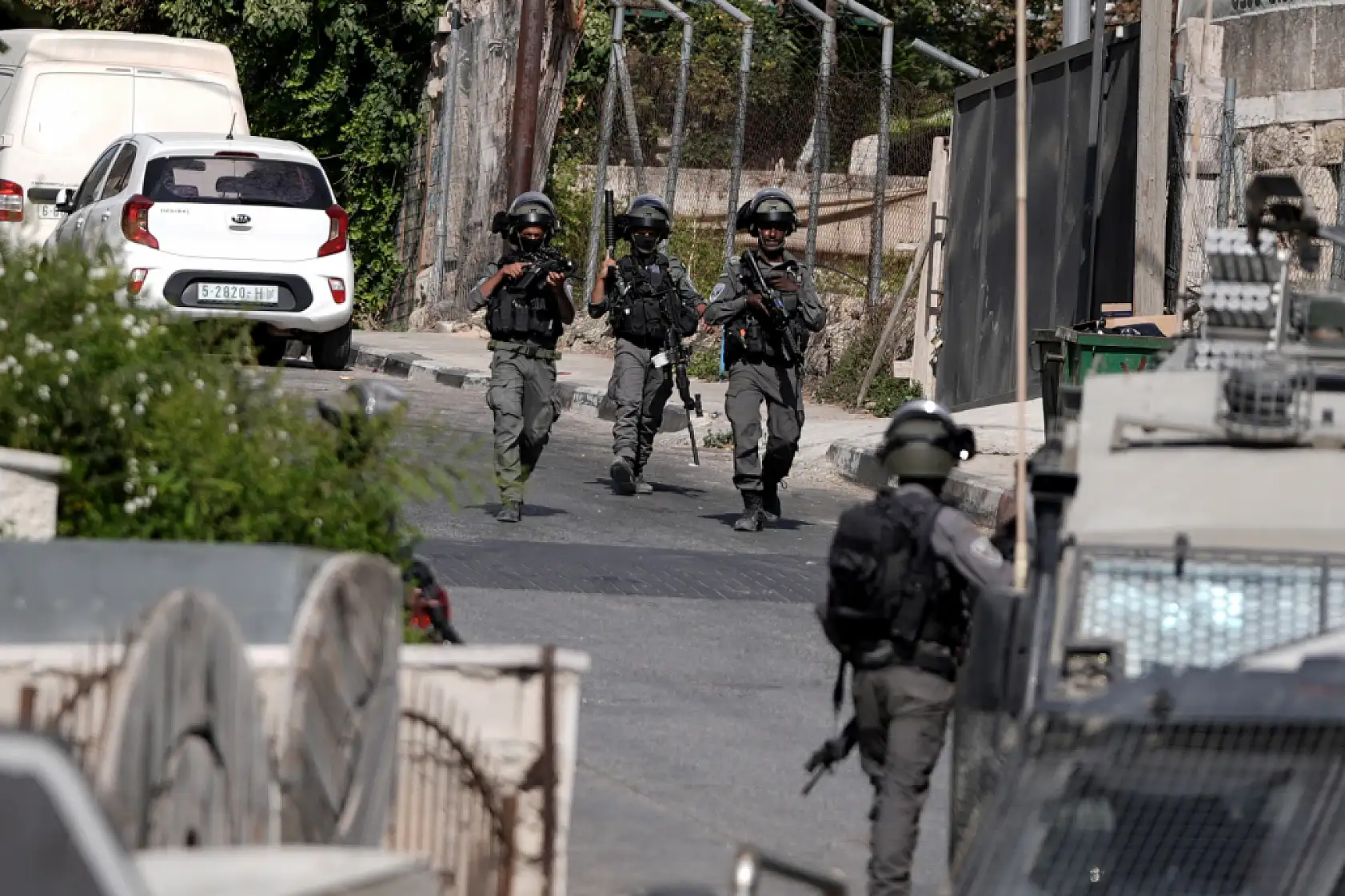 Soykırımcı İsrail ordusundan Ramallah'a baskın: Bir Filistinli gözaltına alındı