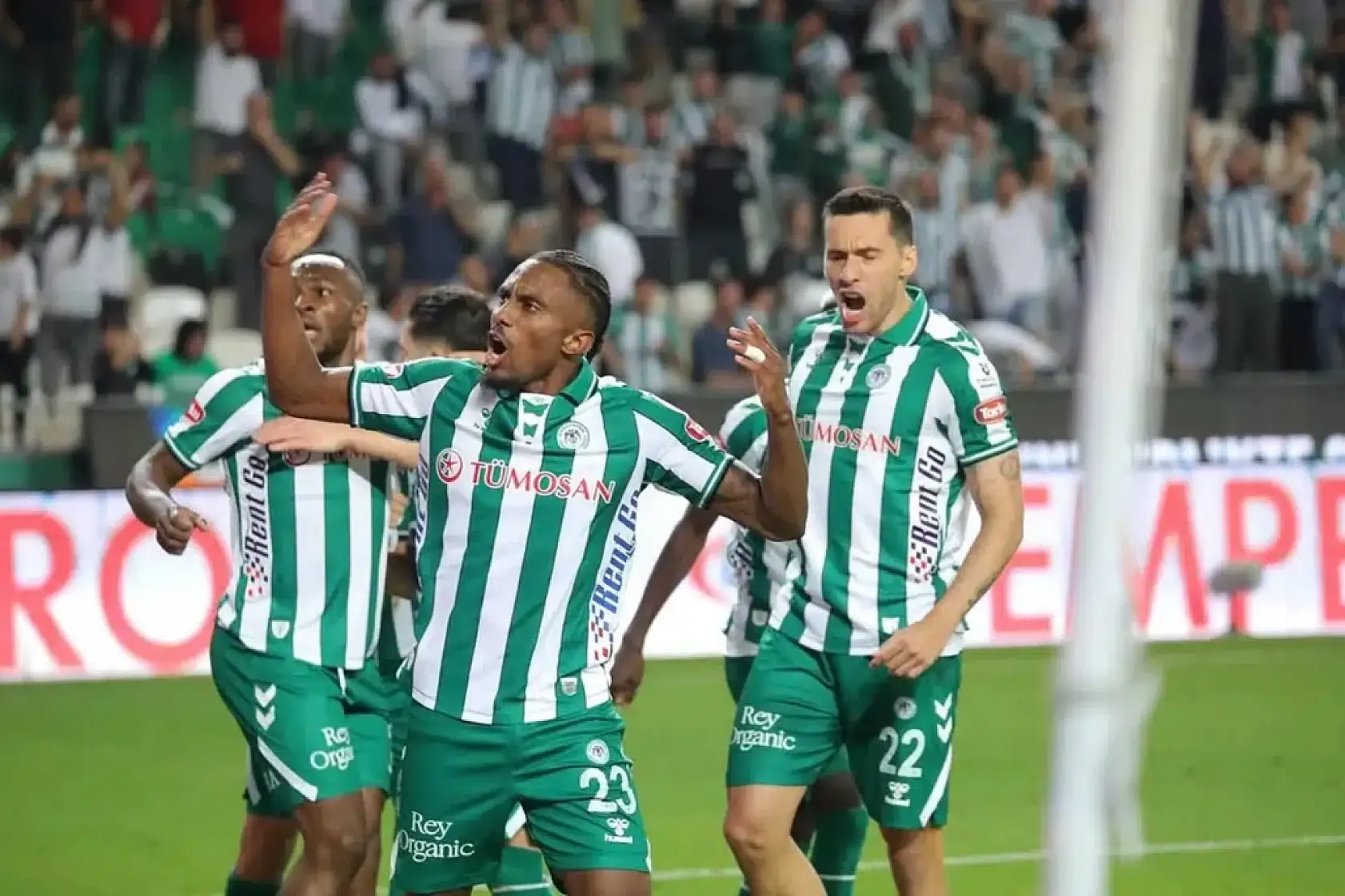 Kale, bek, 10 numara.. Konyaspor'da herkesin rolü yeniden yazılacak!