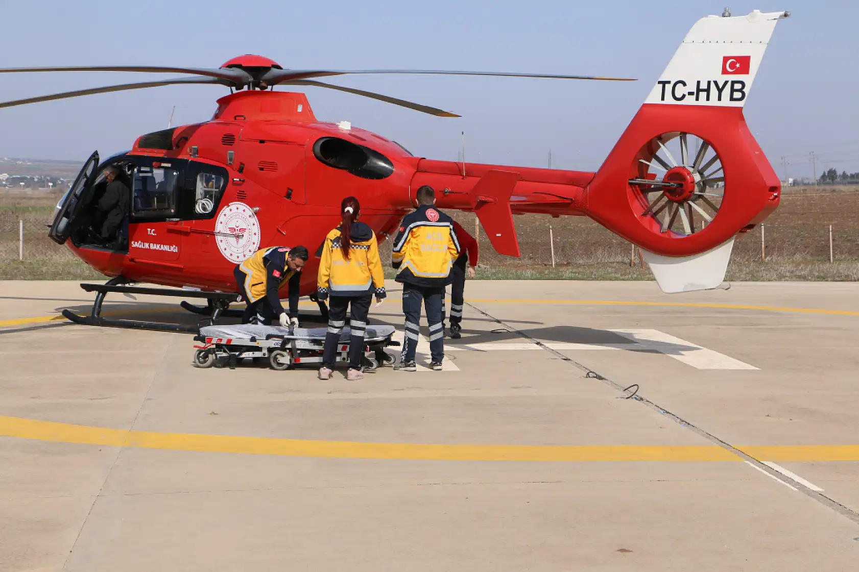 40 yaşındaki hastanın imdadına helikopterle yetiştiler!