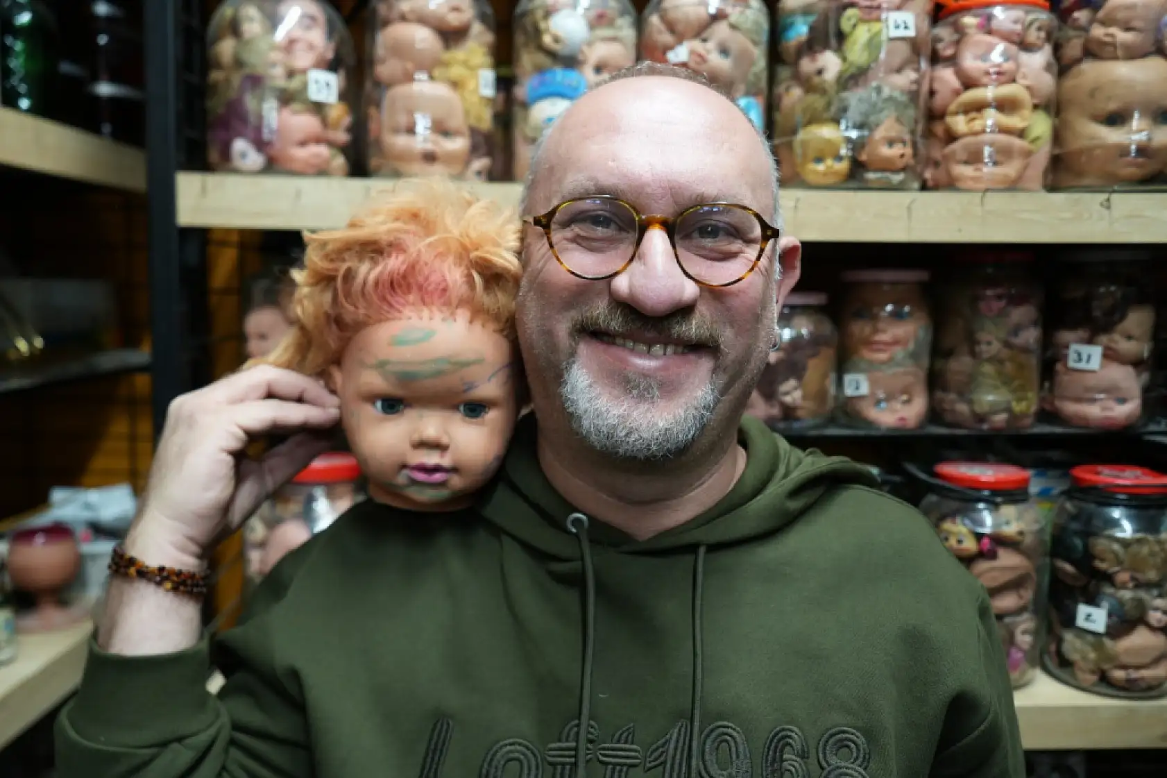 Kavanozlarda binlerce bebek kafası! 50 yıllık koleksiyon korku filmlerini aratmıyor