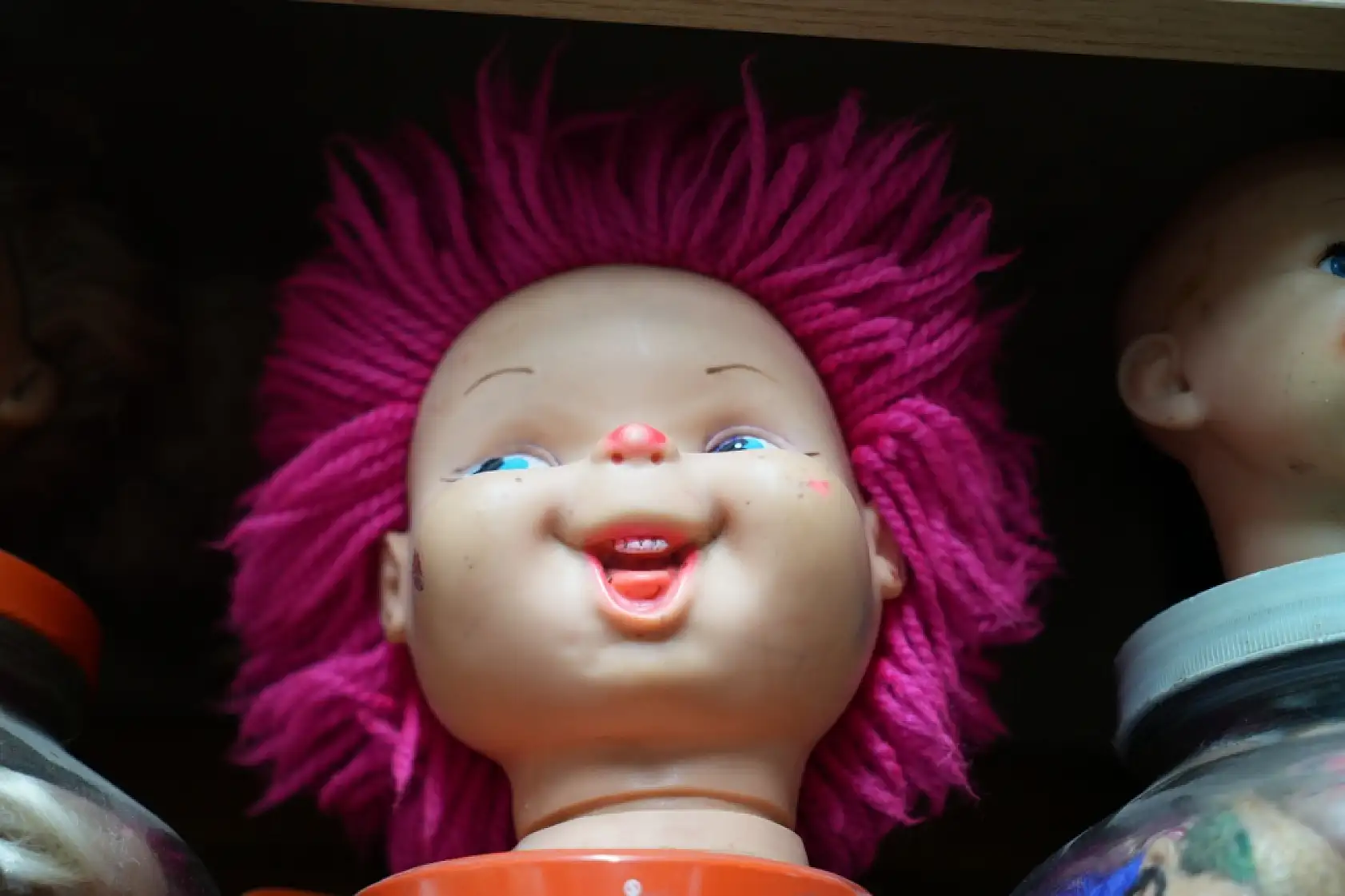 Kavanozlarda binlerce bebek kafası! 50 yıllık koleksiyon korku filmlerini aratmıyor