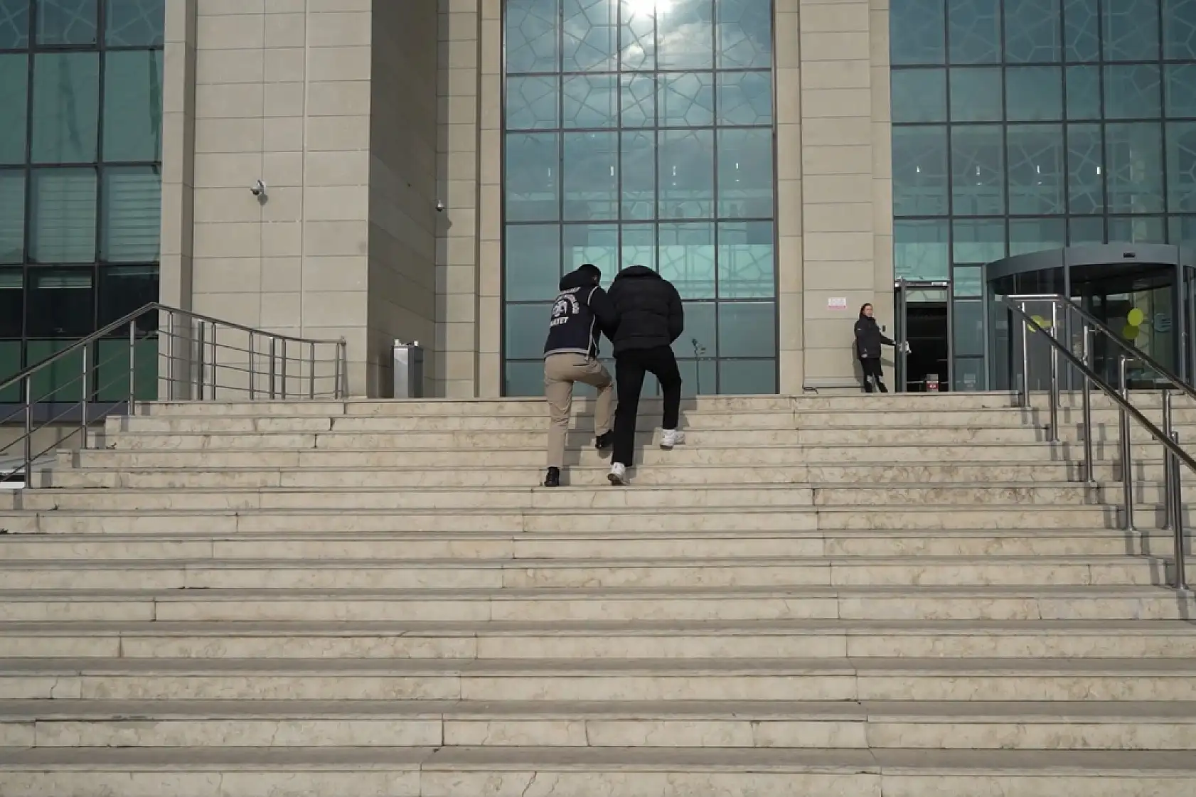 Kız meselesi kanlı bitti: 6 şüpheli adliyeye sevk edildi