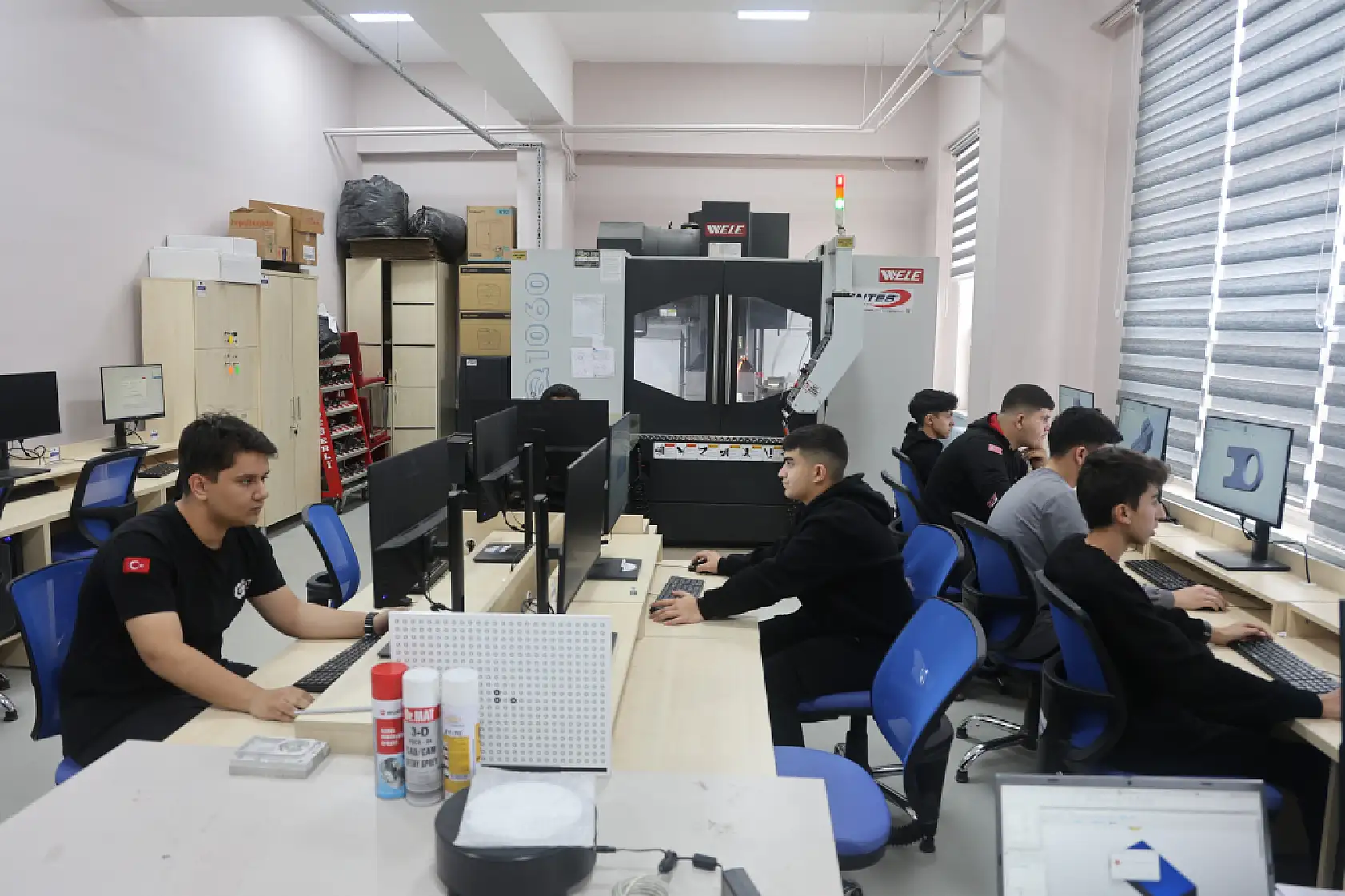 Okul değil adet fabrika: Konya'daki meslek lisesinden 12 milyon liralık üretim