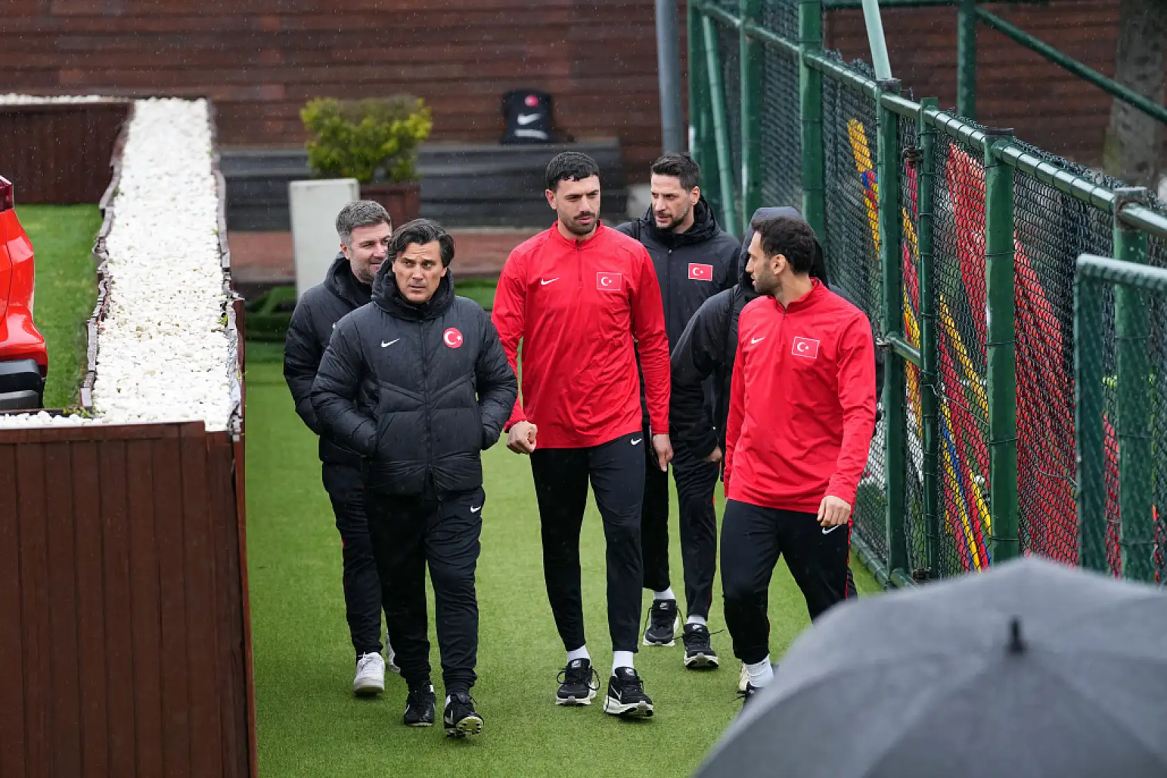 Milliler Kosova finaline kilitlendi! Montella yönetiminde taktik mesaisi