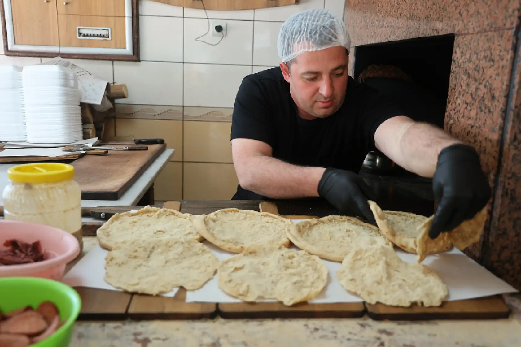 Pizzaya yerli rakip: Konya'nın 85 yıllık efsane lezzeti