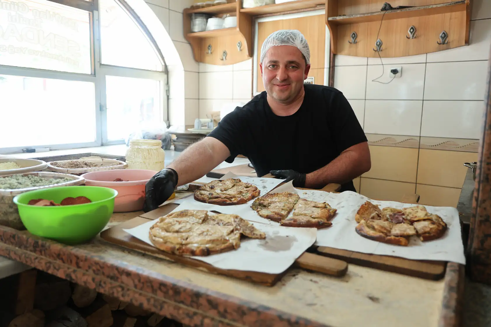 Pizzaya yerli rakip: Konya'nın 85 yıllık efsane lezzeti