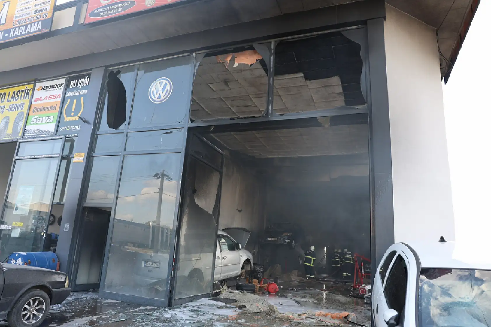 Her şey yandı, onlar sapasağlam kaldı! Görenler gözyaşlarını tutamadı