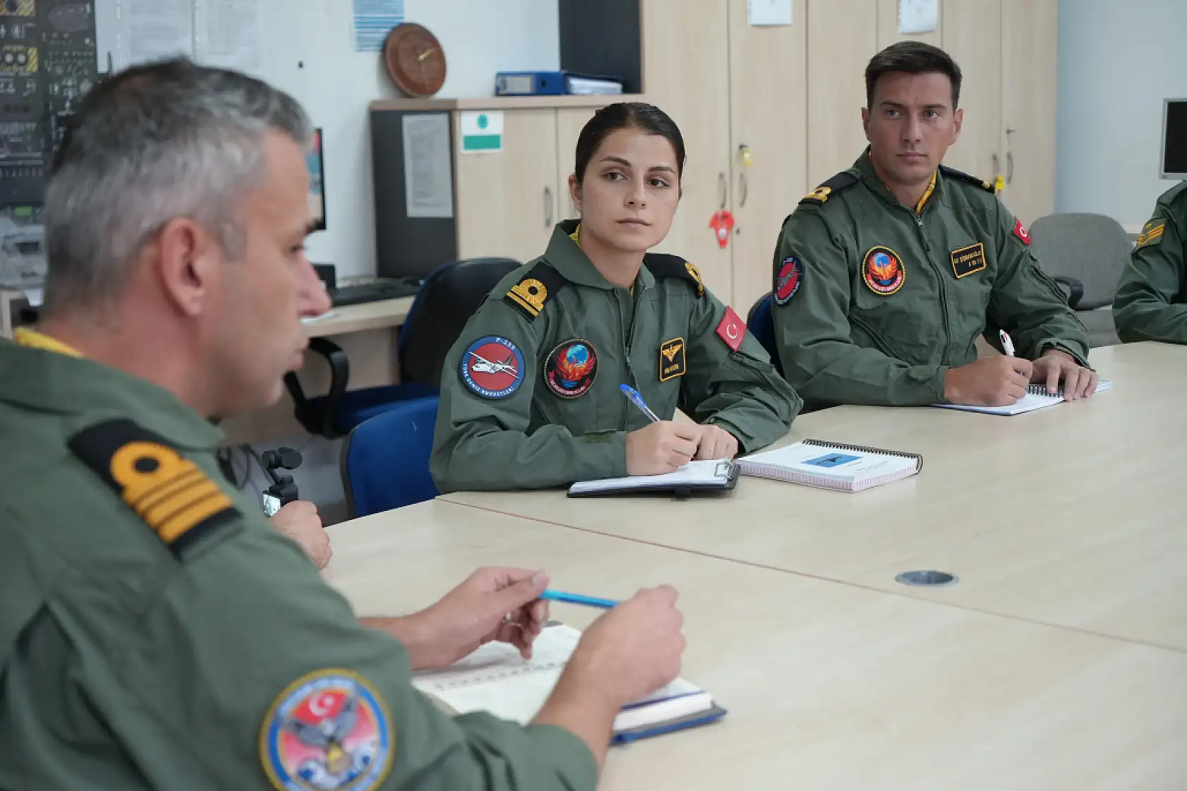 Türk istikbalinin evladı göklerde! Hilal Aydın'dan tarihi ilk