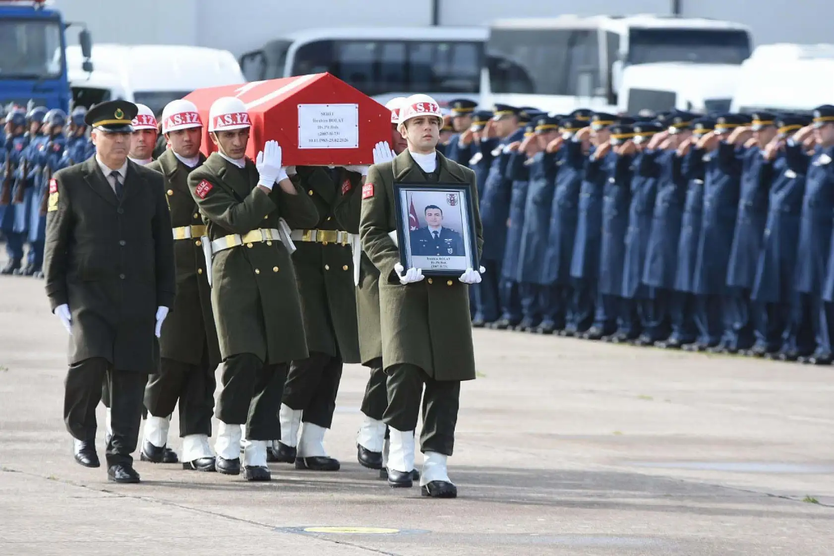 Konya'lı şehidin naaşı törenle İzmir'e uğurlandı