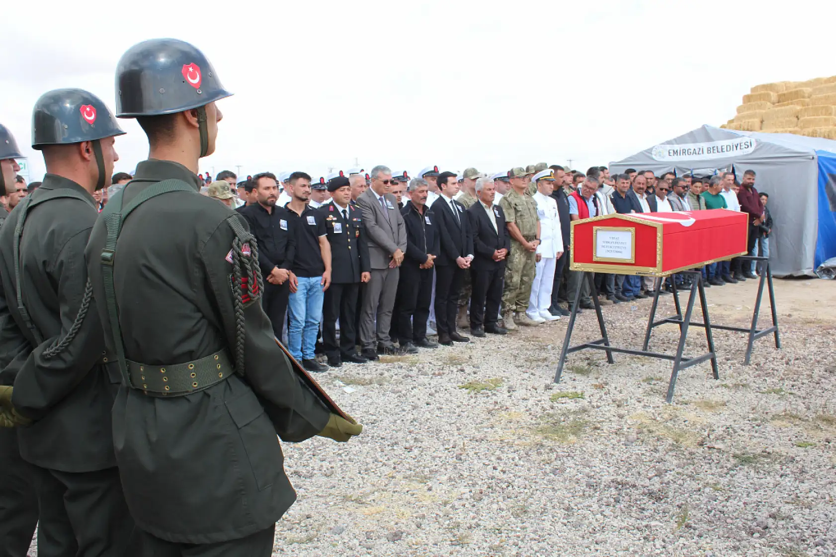 Konya'da düğünde vurulan uzman çavuş toprağa verildi! Yürek yakan detay