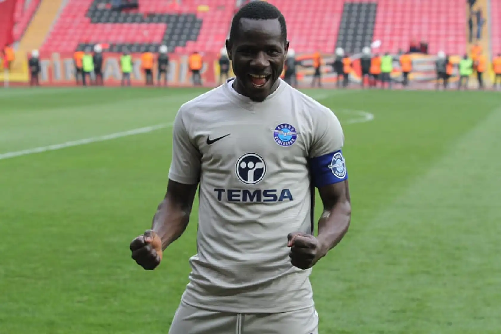 Konyaspor, transferde harekete geçti! Nzonzi'den sonra…