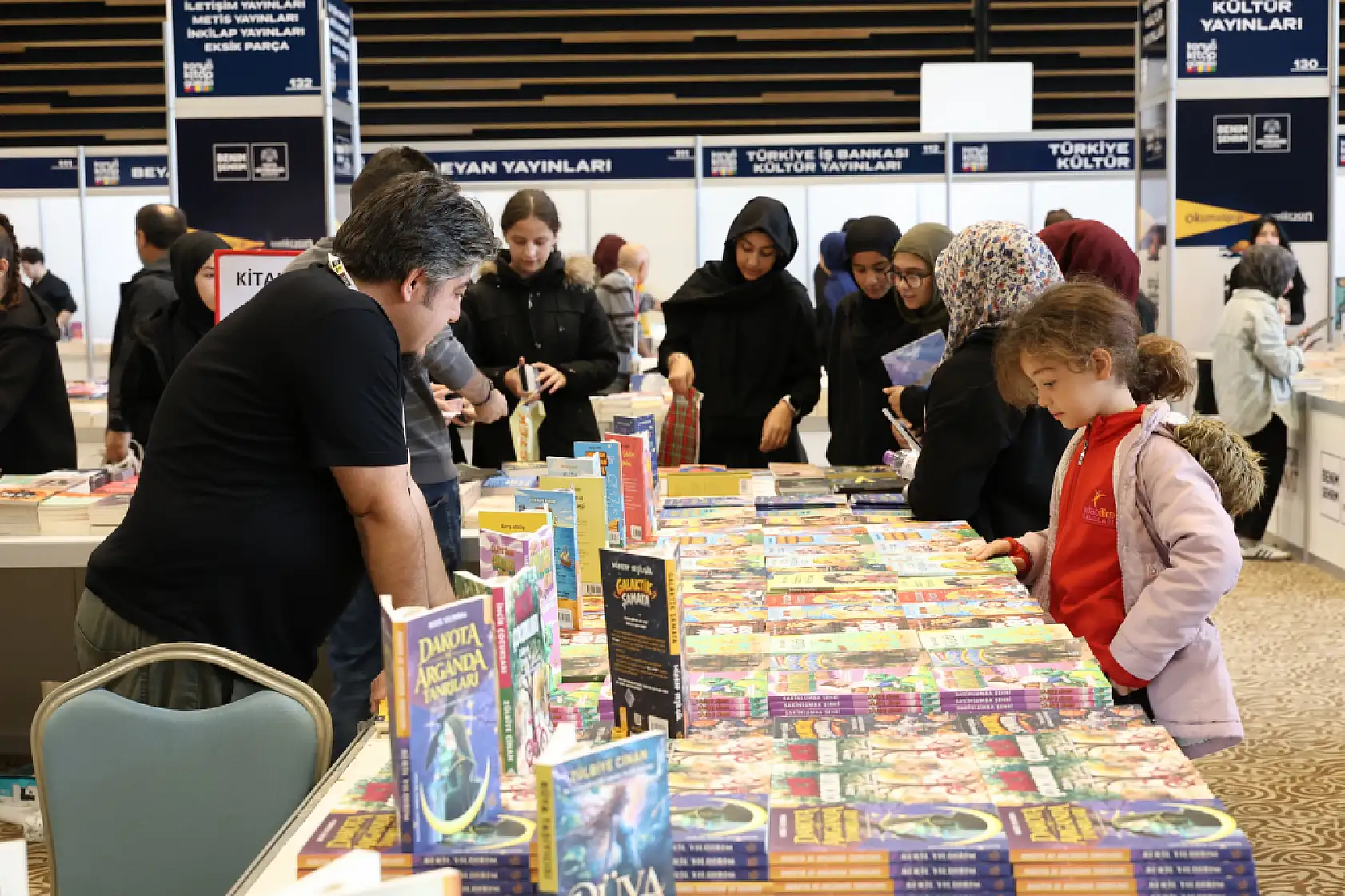 Konya'da kitap tutkunlarının beklediği günler başladı