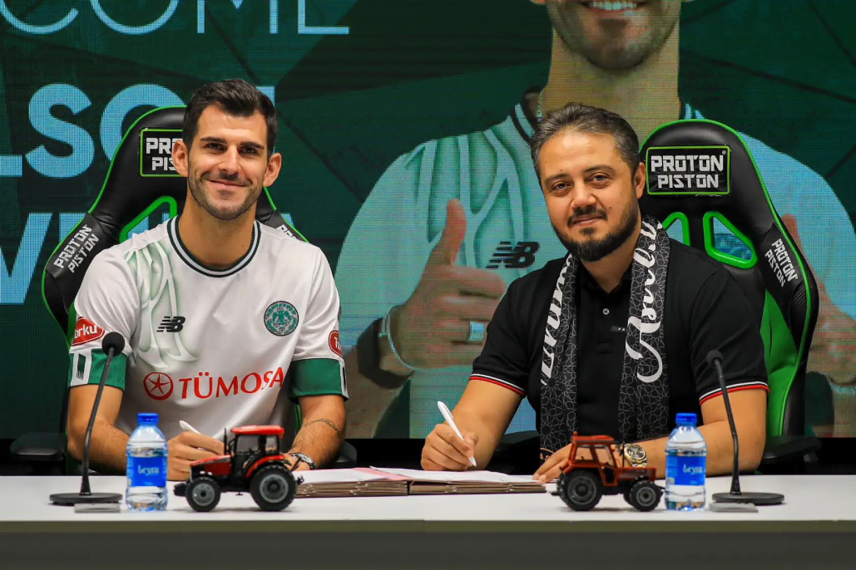 Konyaspor Oliveira'yı resmen açıkladı