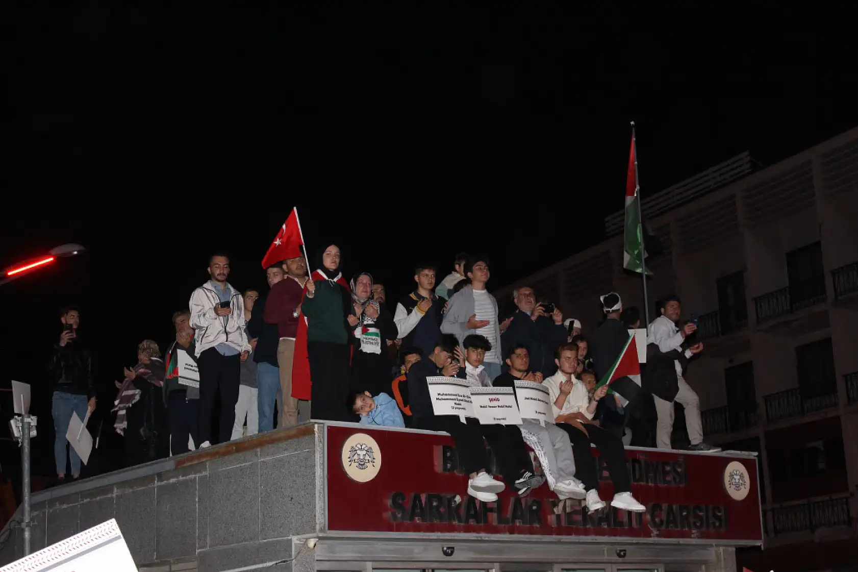 Konya' Gazze için yürüdü: İşte mahşeri kalabalıktan kareler!