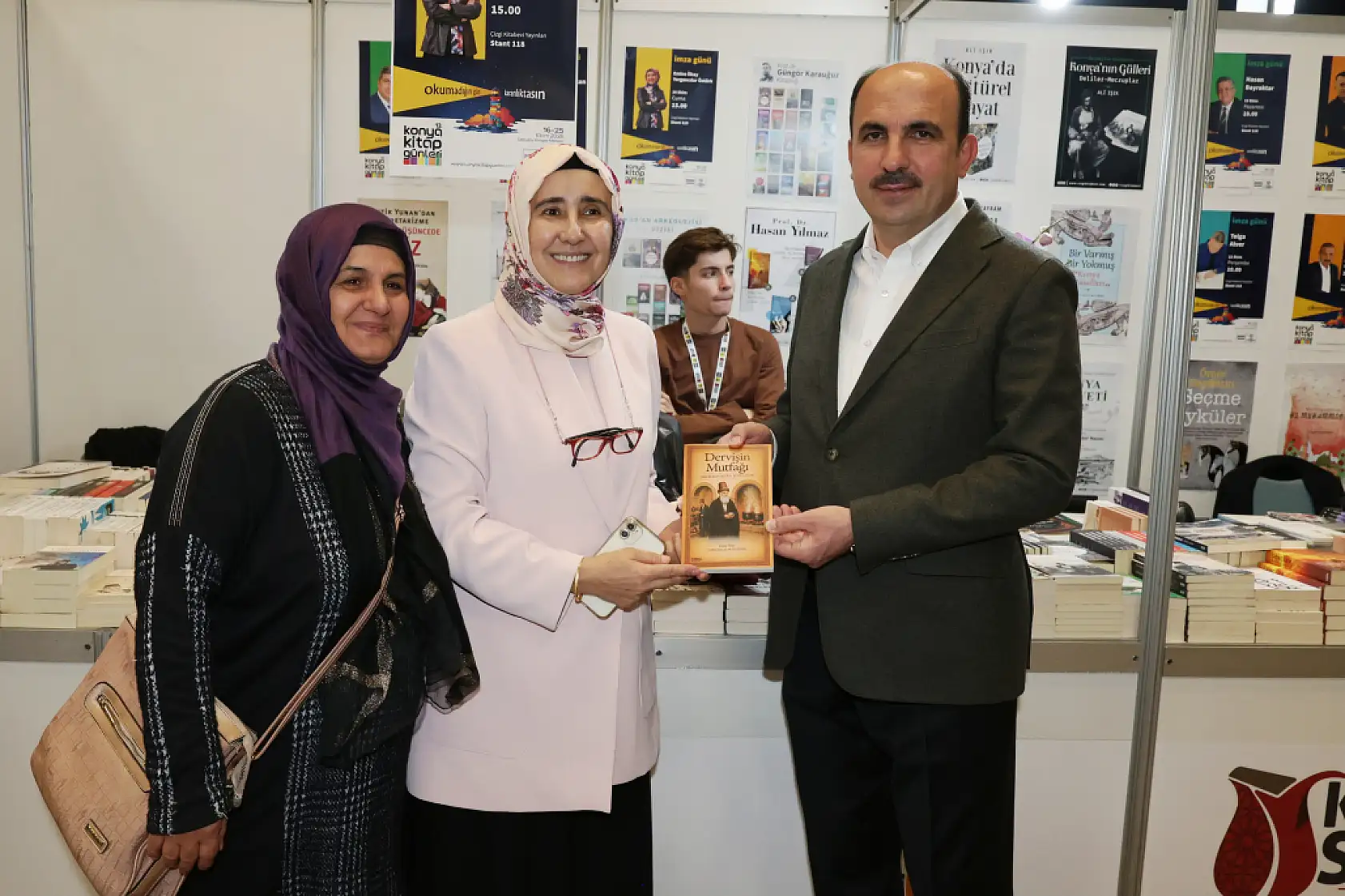 Konya'da kitap tutkunlarının beklediği günler başladı