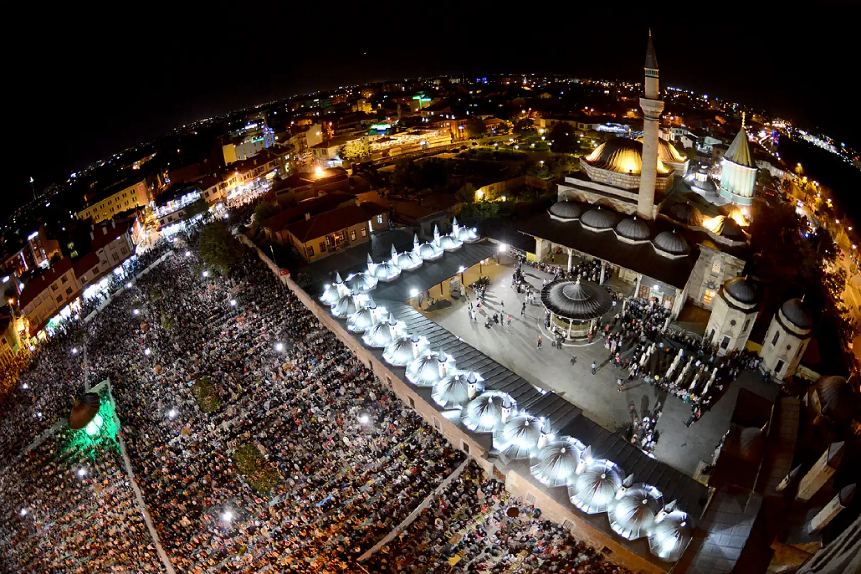 Kadir Gecesi mesajları: Kadir Gecesi sözleri, resimli, kısa, dualı Kadir Gecesi mesajları