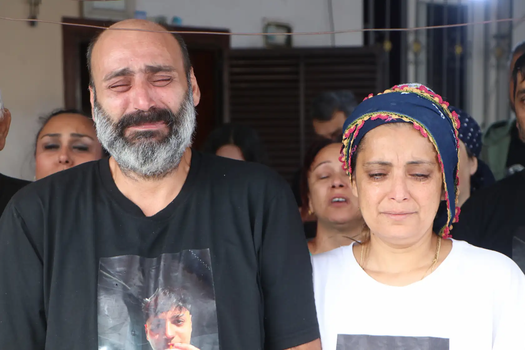 Oğlunu kendi elleriyle yıkayıp kefenledi! Şimdi tek bir şey istiyor