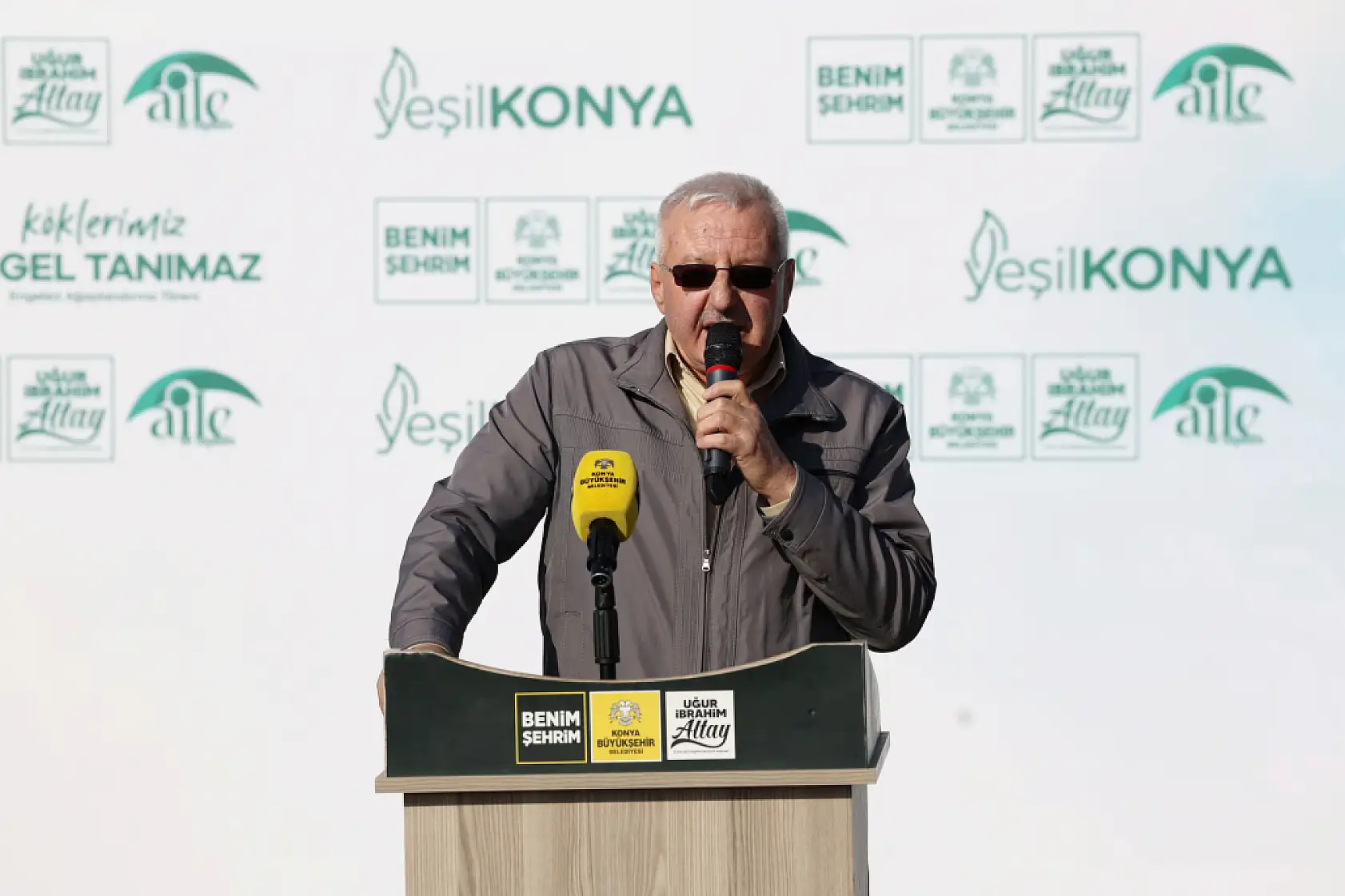 Engeller Konya'da aşıldı: Öğrenciler geleceğe fidan bıraktı