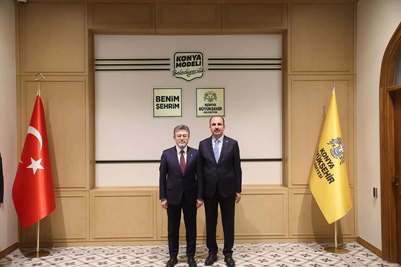 Konya'da tarıma yakın takip: Bakan Yumaklı'dan başkan Altay'a ziyaret