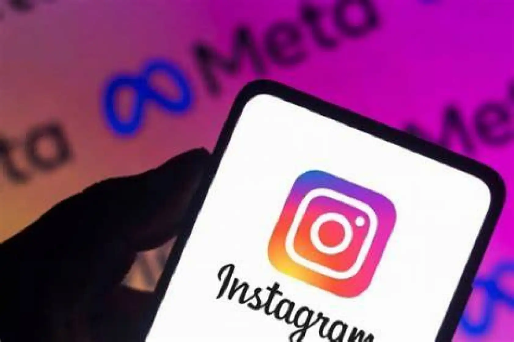 Instagram'dan ilk savunma geldi! İnstagram neden kapandı?  PKK ve Hamas detayı nedir?Instagramın  E-ticarete zararı ne kadar? Tüm soruların cevabı bu haberde…