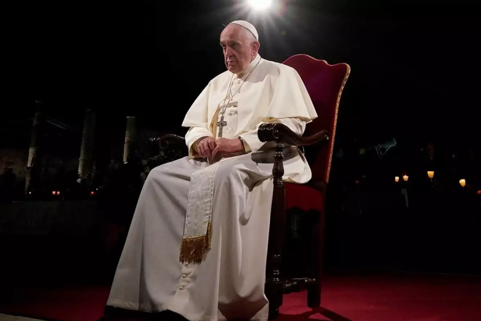 Papa Francis öldü, İstanbul sallandı! 900 Yıllık  'Yedi Tepeli Şehir' kehaneti gerçek mi oluyor?