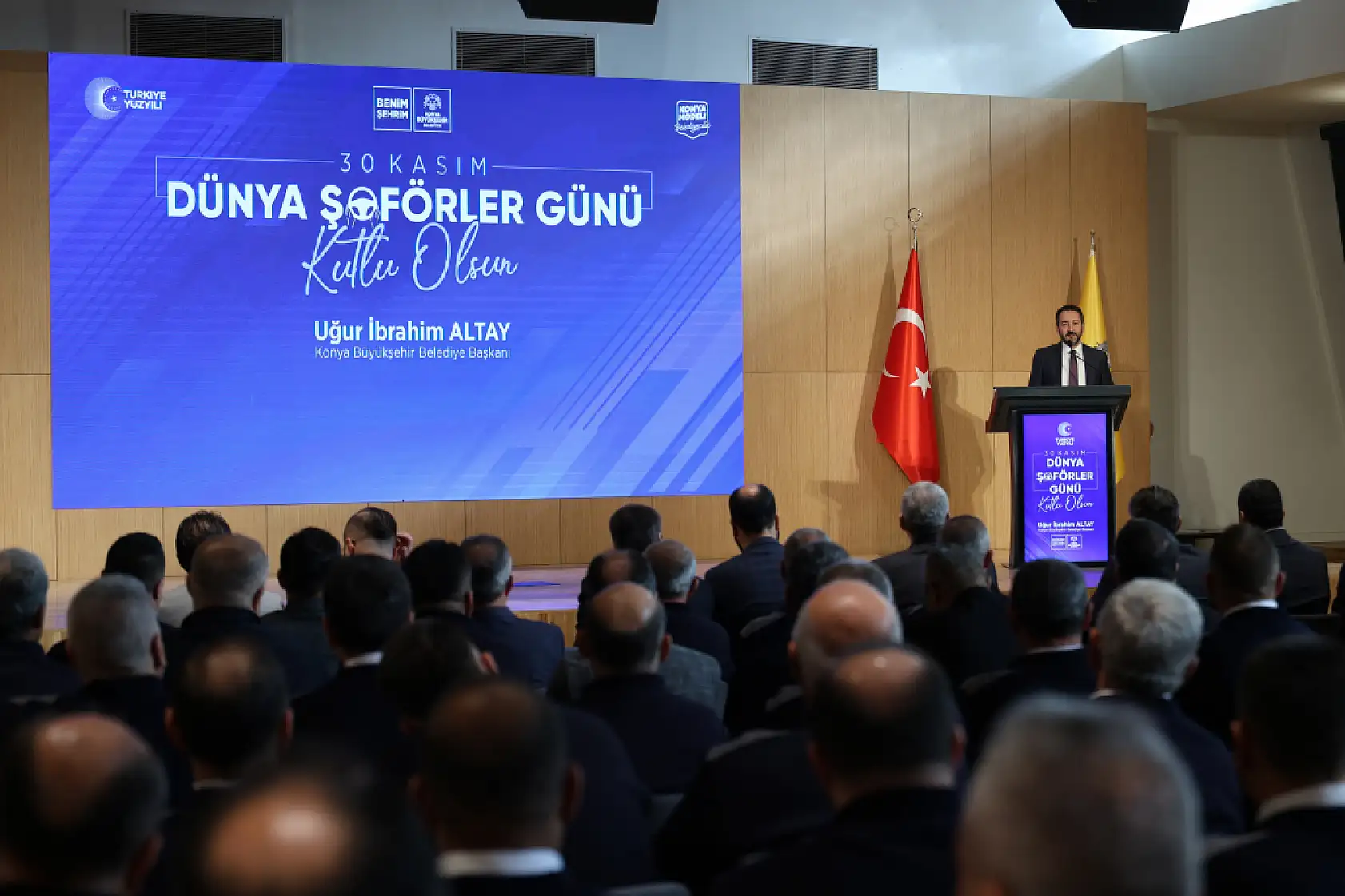 Konya'da günde 500 bin kişiyi taşıyan 'Gizli Kahramanlar' unutulmadı