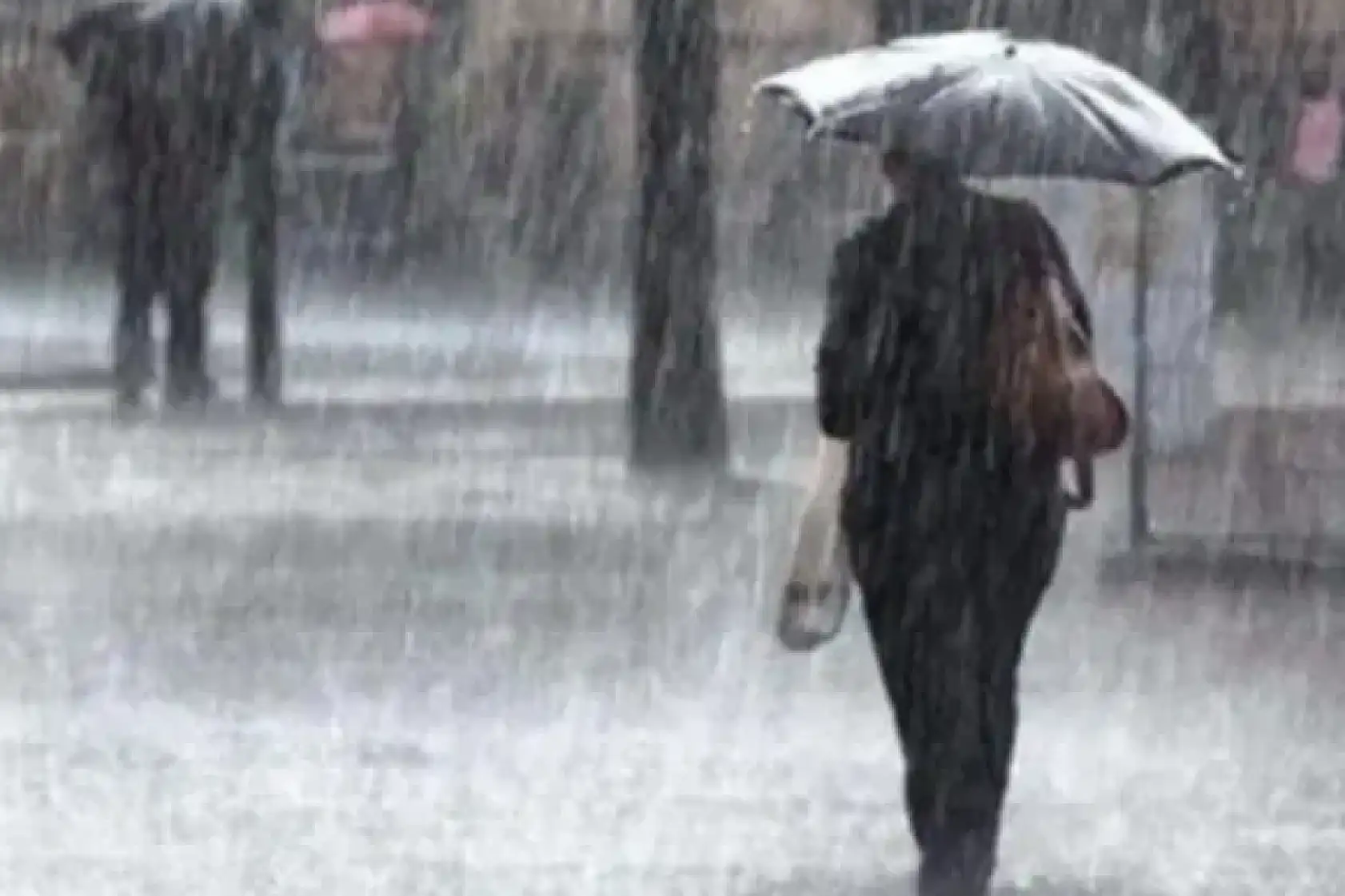 Konya için Meteoroloji'den uyarı üstüne uyarı: Şemsiye, yağmurluk ne varsa alın!