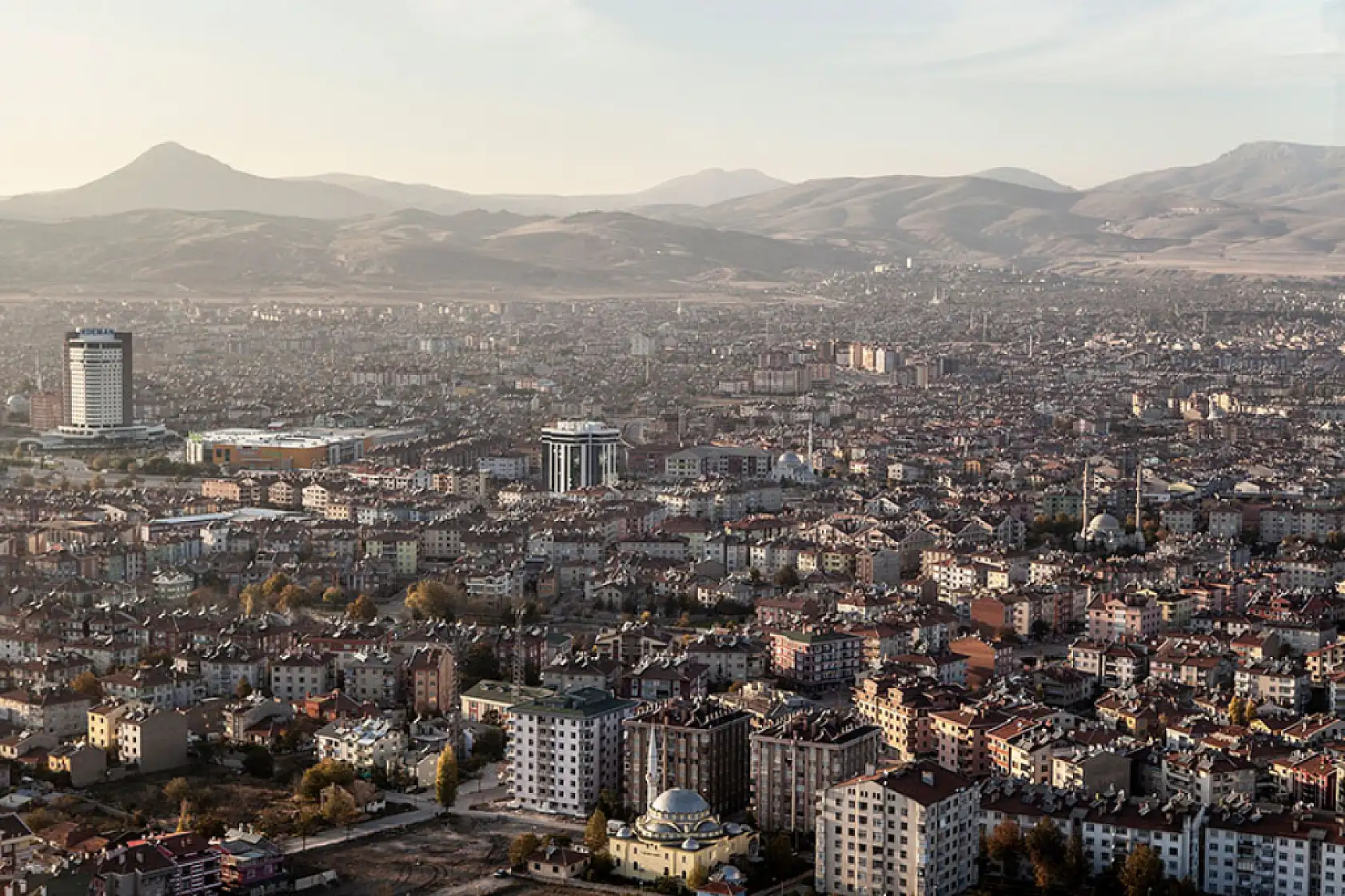 Konya'da ev almak isteyenler dikkat: Yapay zekaya göre Konya'nın 'en huzurlu 10 mahallesi' açıklandı