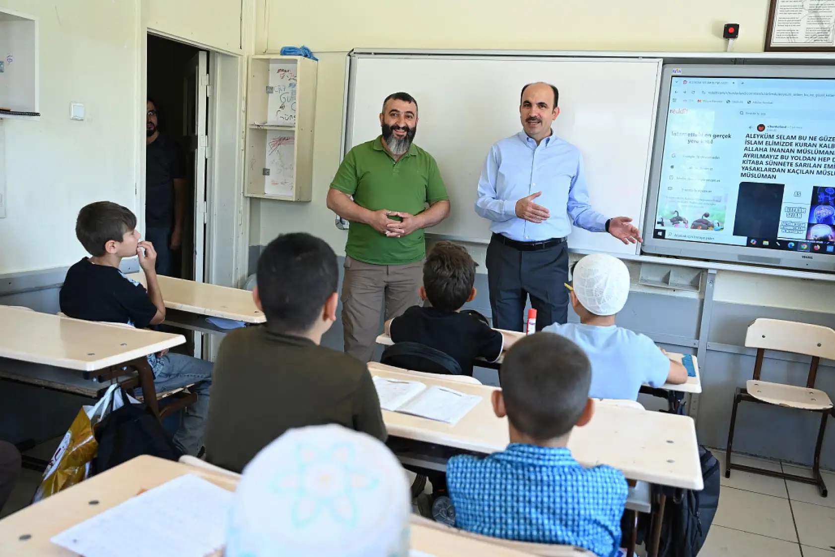 Konya'da manevi eğitim buluşması! Başkan Altay hafız adaylarıyla bir araya geldi
