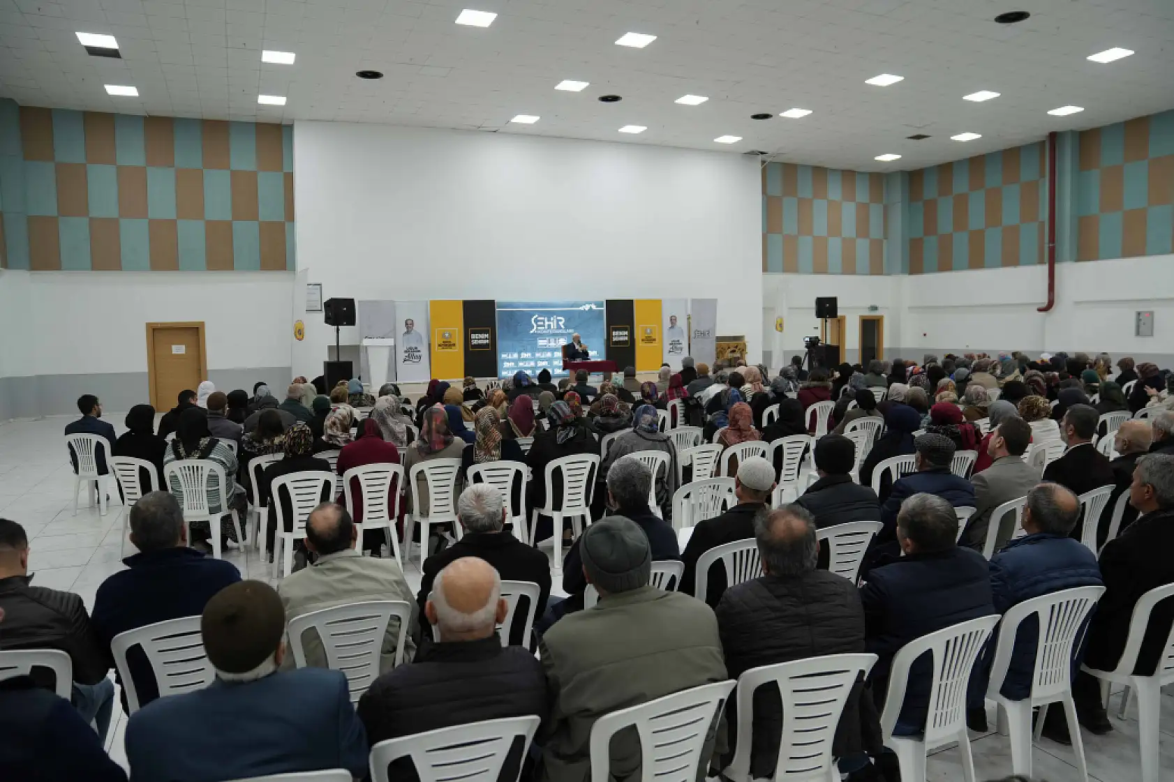 Konya'da Aralık ayı yıldızlar geçidi: Hangi ünlü isim hangi ilçede olacak?