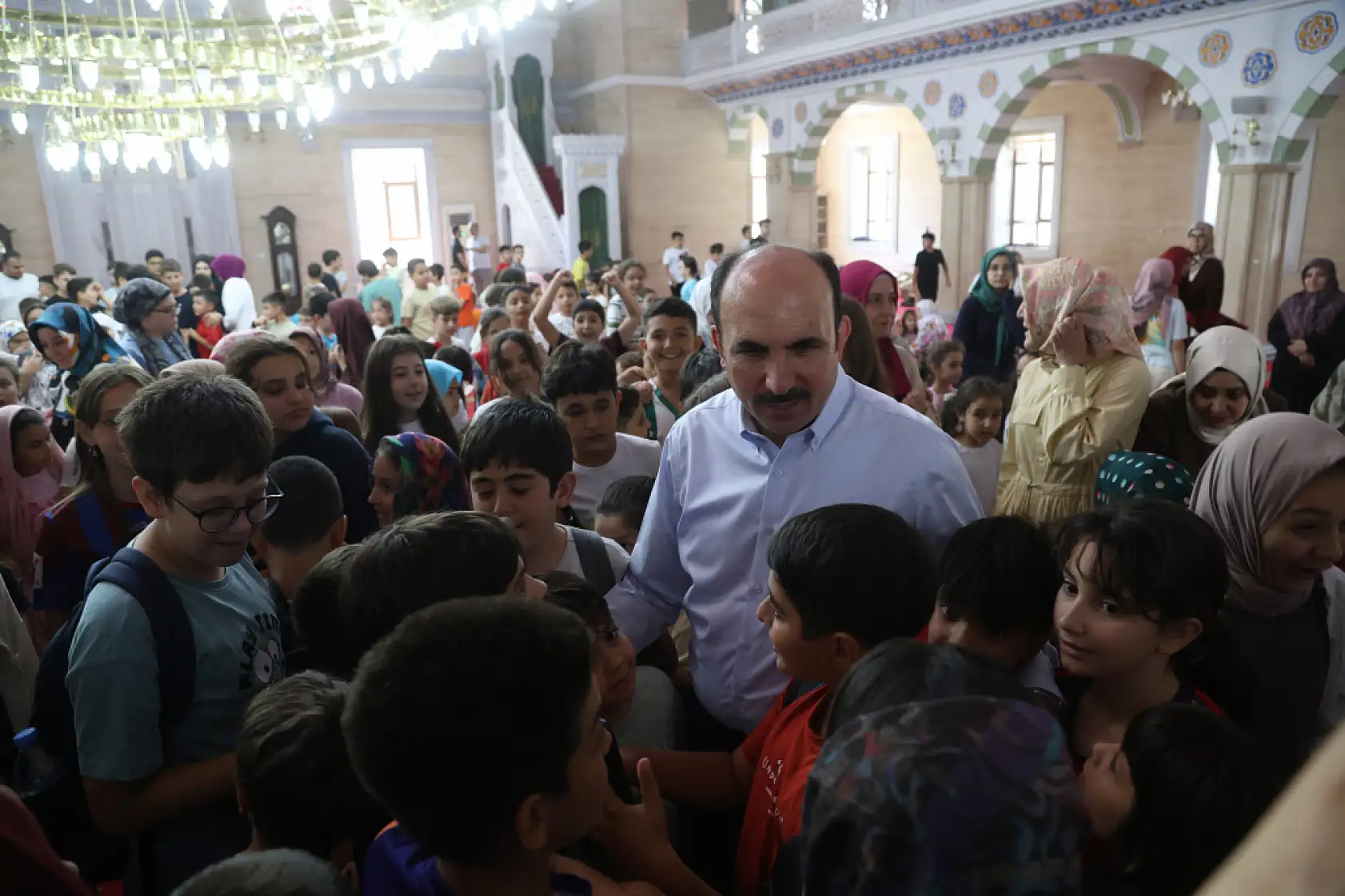 Konya'da camilerden yükselen çocuk sesleri umut oldu