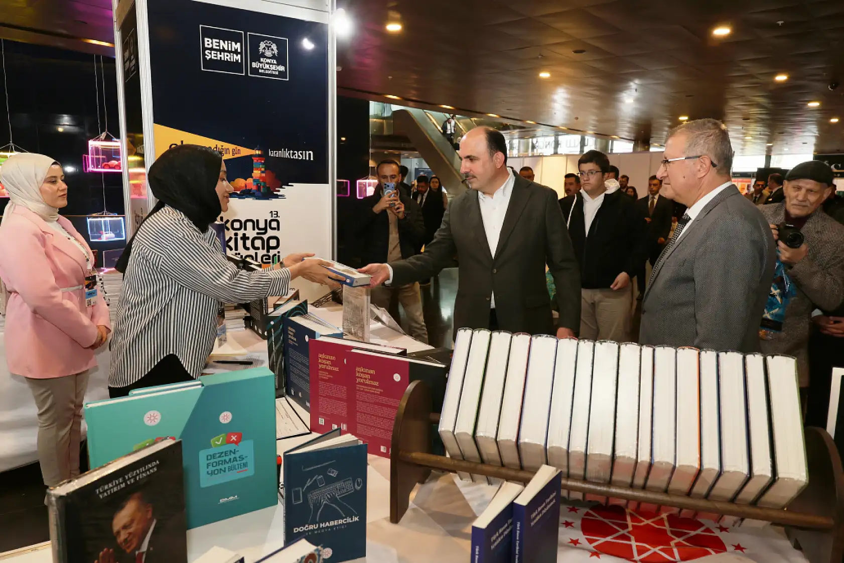 Konya'da kitap tutkunlarının beklediği günler başladı