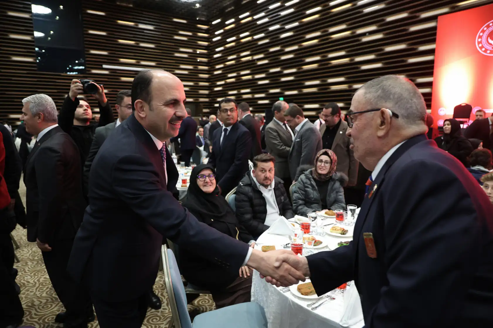 Konya'da Ramazan'ın en anlamlı sofrası kuruldu