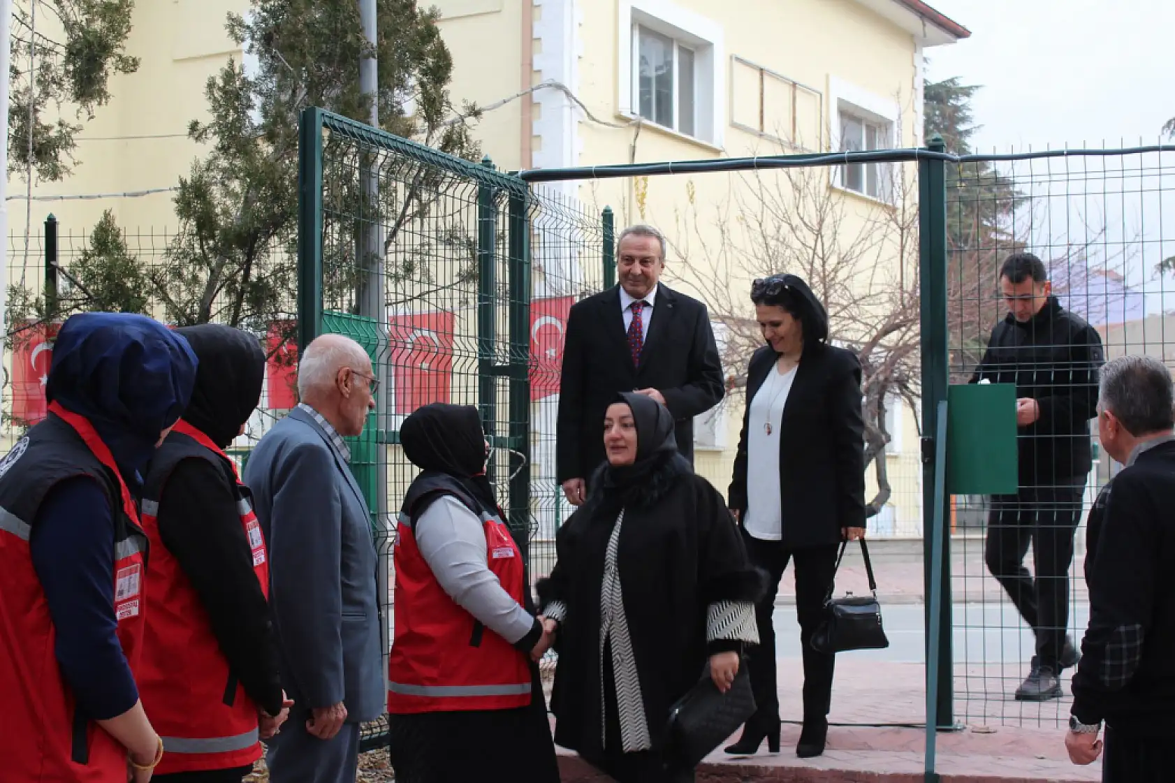 Konya'da kandil sofrasında şehitlere dua, emanetlerine vefa