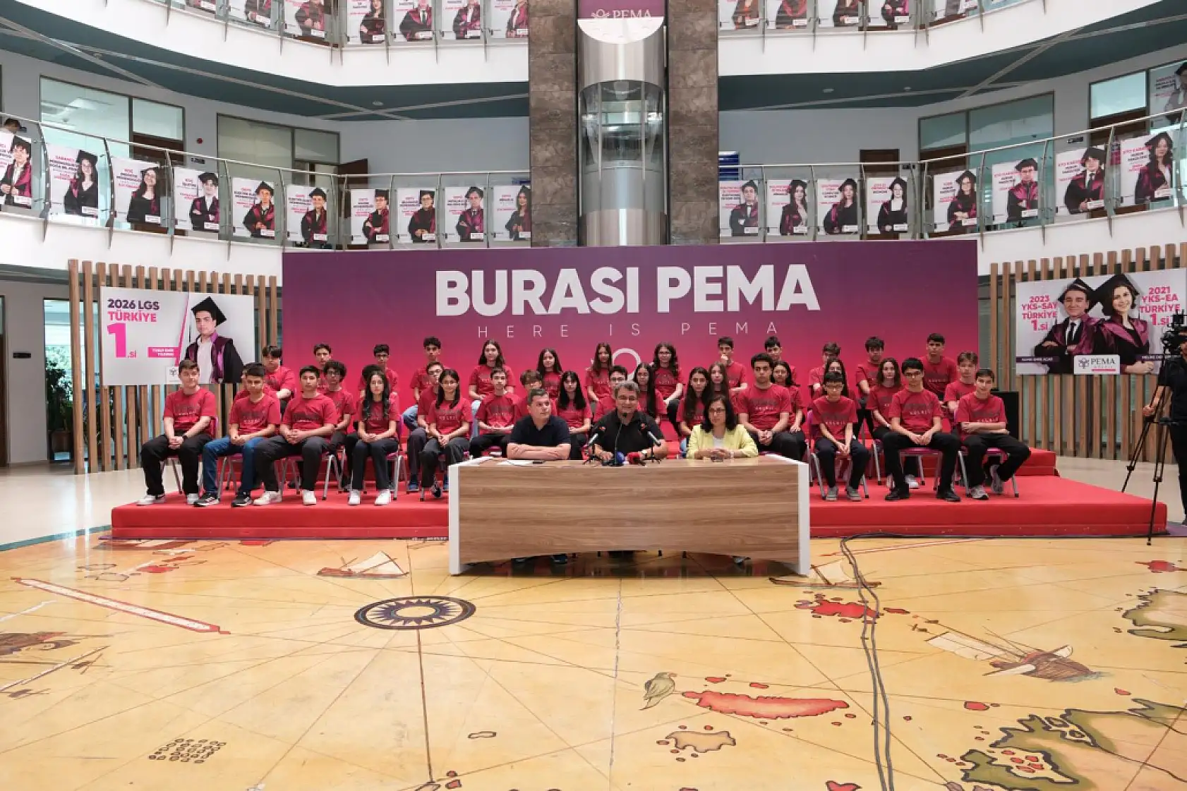 Konya PEMA Koleji'nden tarihi başarı! LGS Türkiye 1'incisi Yusuf Emir Yıldırım başarının sırrını açıkladı