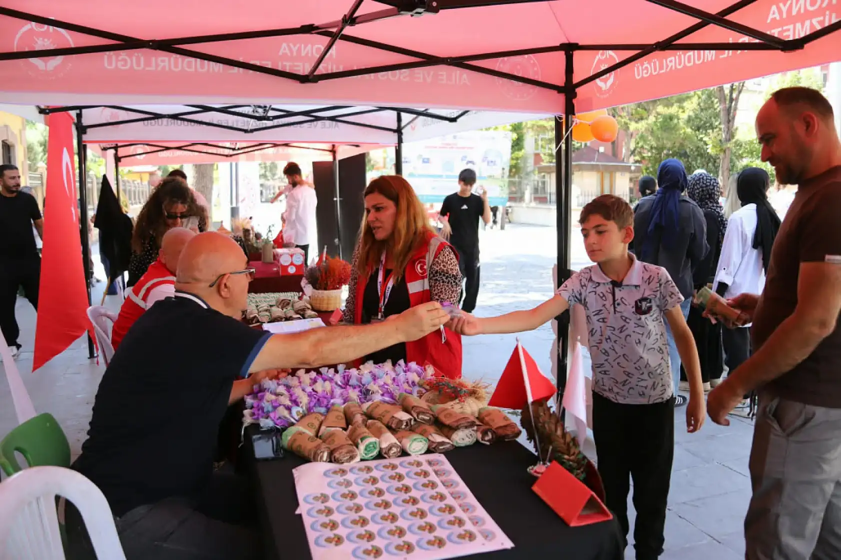 Konya'da COP31 kapsamında dikkat çeken etkinlik! Çocuklar geleceğe mesaj bıraktı