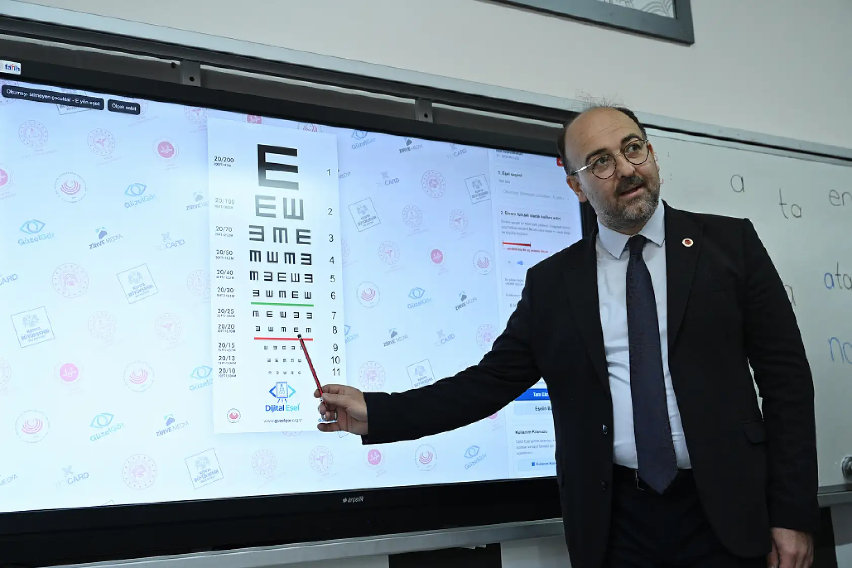 Konya'da tahtayı göremeyen çocuklar bu projeyle fark edilecek