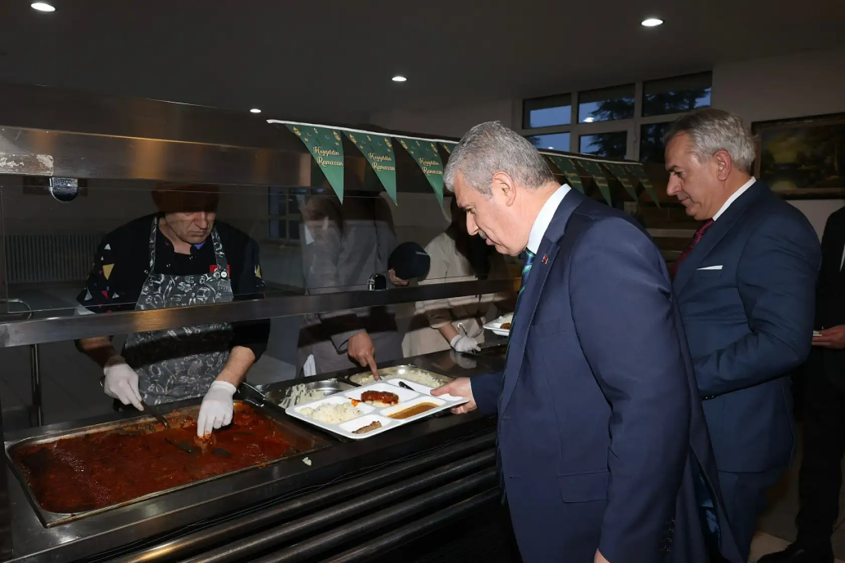 Konya'da Ramazan sofrasında 58 ülkeden kardeşlik buluşması