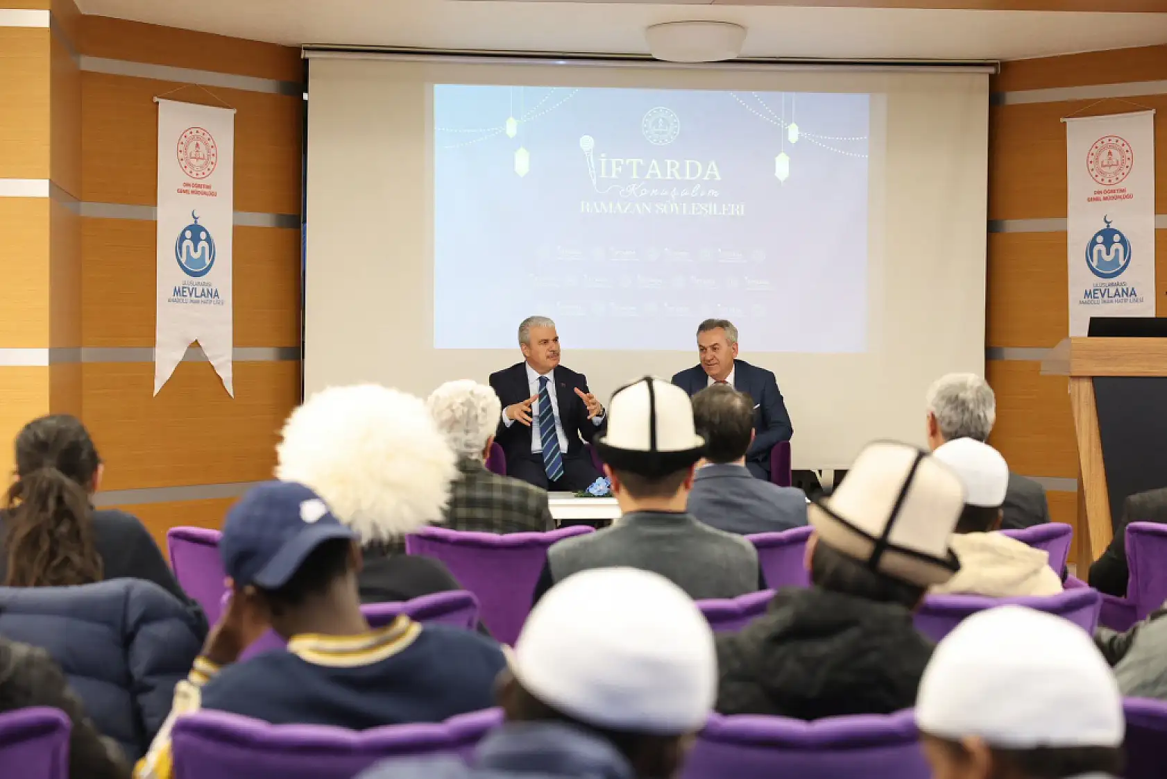 Konya'da Ramazan sofrasında 58 ülkeden kardeşlik buluşması