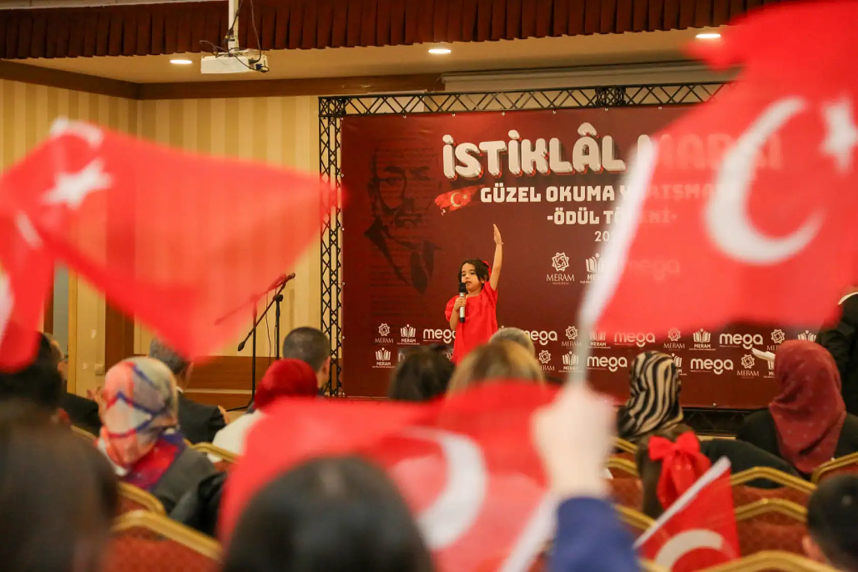 Konya'da minik seslerden büyük gurur: İstiklal Marşı yarışması